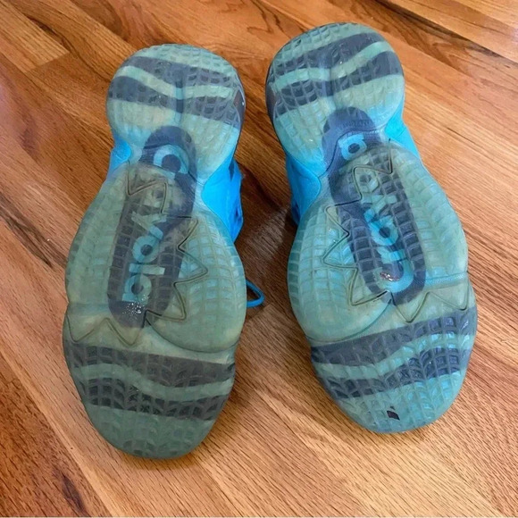 Adidas D.O.N. Issue x Crayola Basketball Shoes – Sky Blue – Big Kids Size 6.5 - Picture 3 of 6